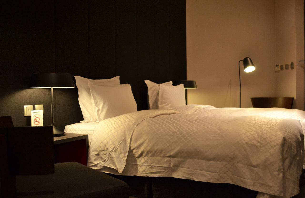 Hotel Lainn Kaohsiung Extérieur photo