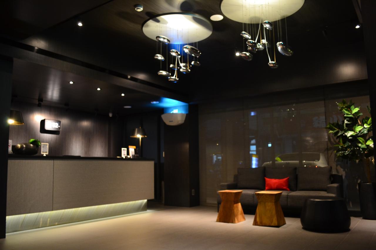 Hotel Lainn Kaohsiung Extérieur photo