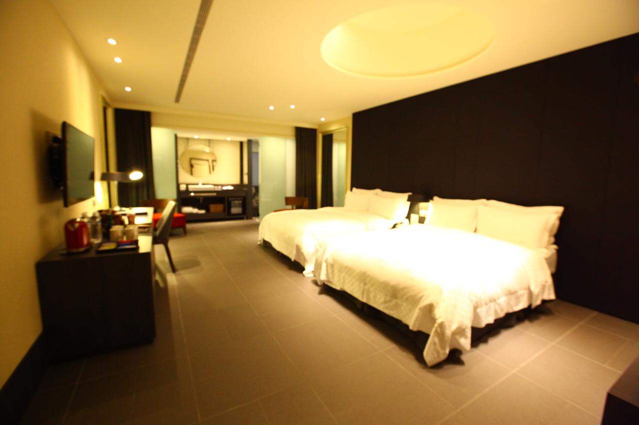 Hotel Lainn Kaohsiung Extérieur photo