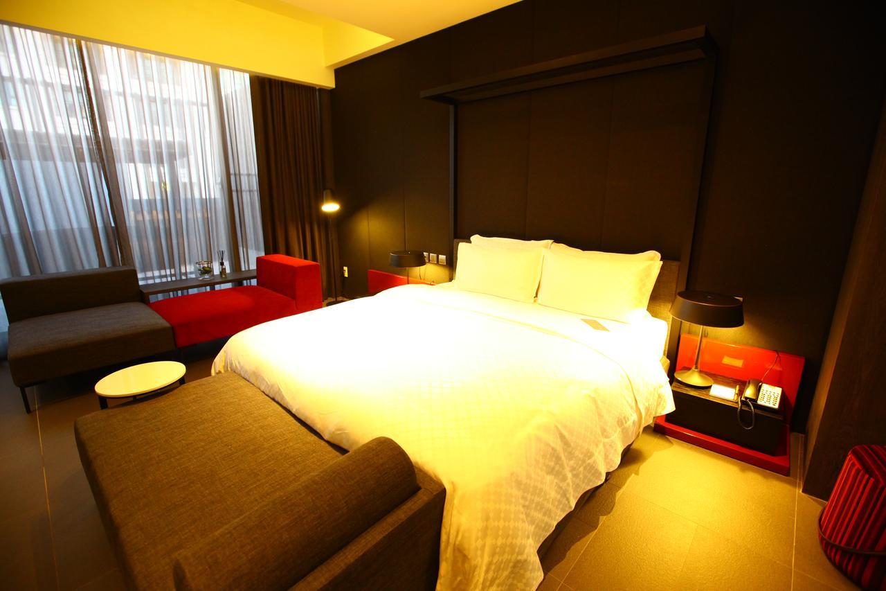 Hotel Lainn Kaohsiung Extérieur photo