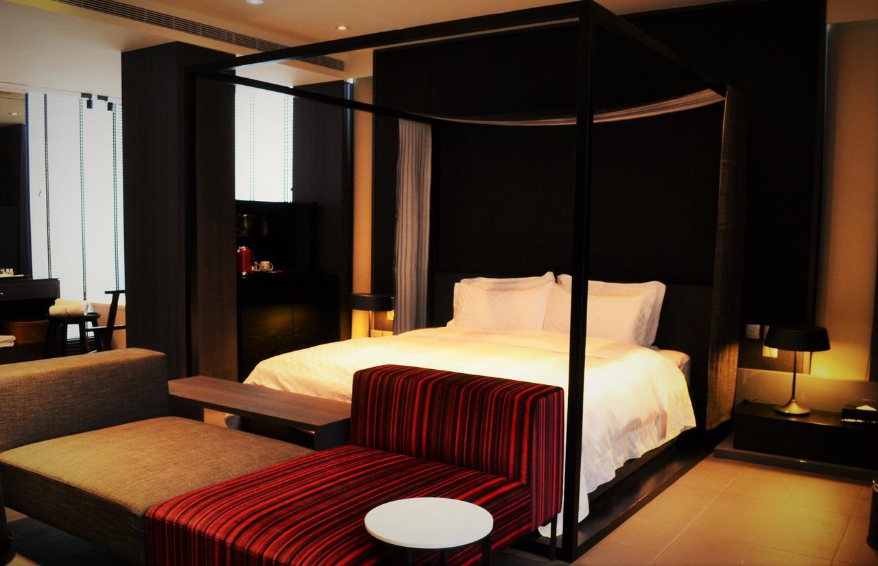 Hotel Lainn Kaohsiung Extérieur photo