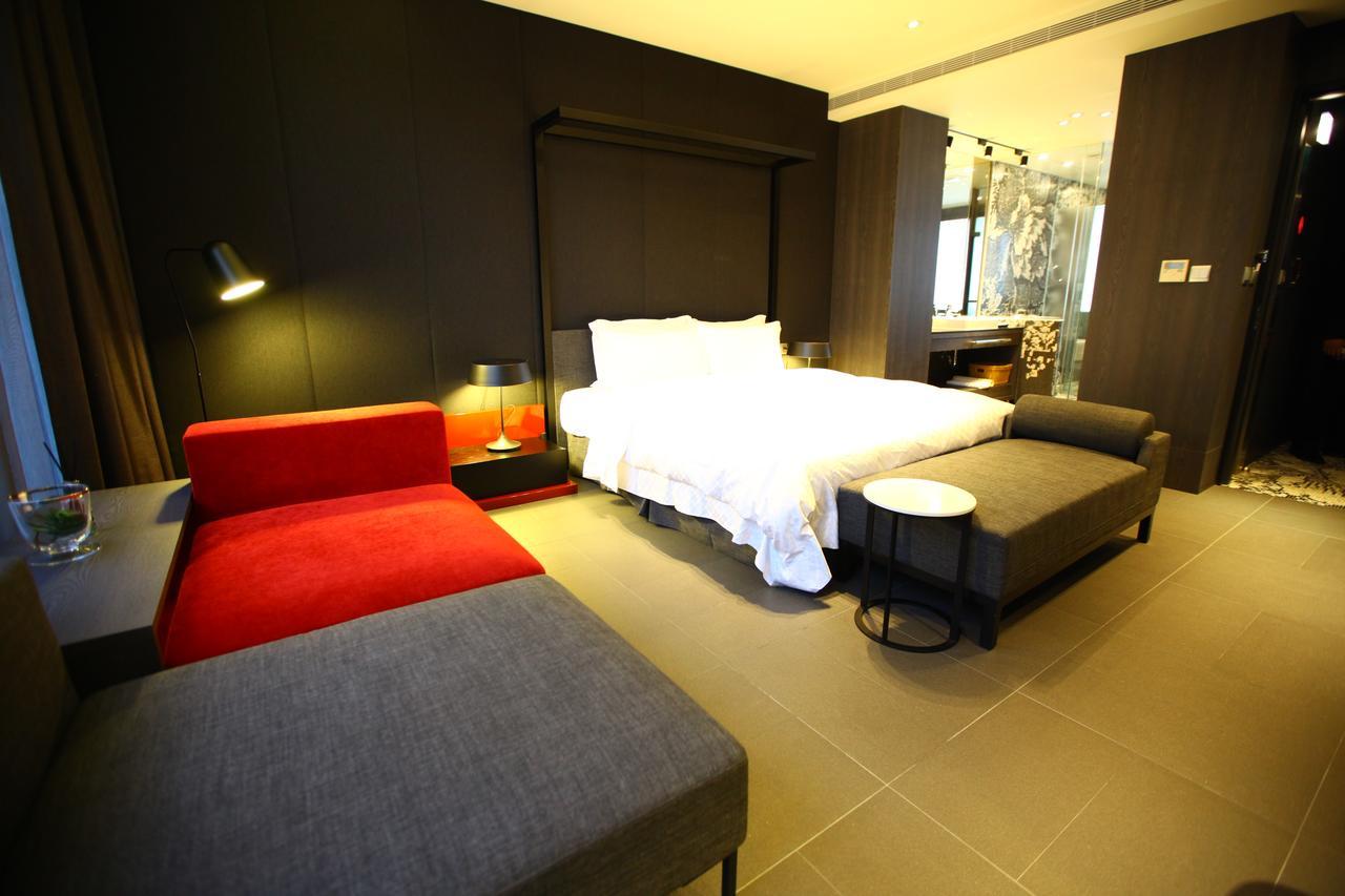 Hotel Lainn Kaohsiung Extérieur photo